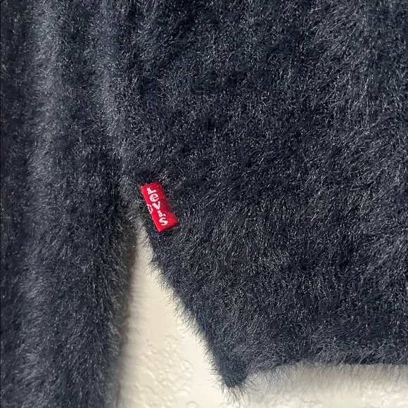 Levi's Women’s Size Small Black Fuzzy Crew-Neck Sweater - Picture 10 of 11